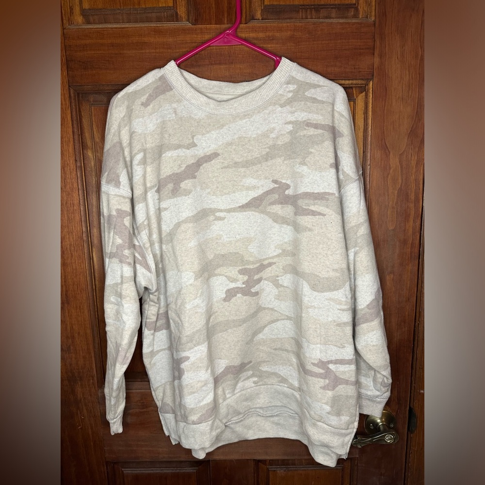 American Eagle Crewneck